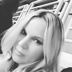 Meet your Posher, Lashana